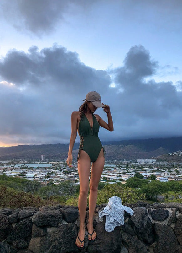 Deep V露背顯瘦修腰連身Swimsuit泳衣