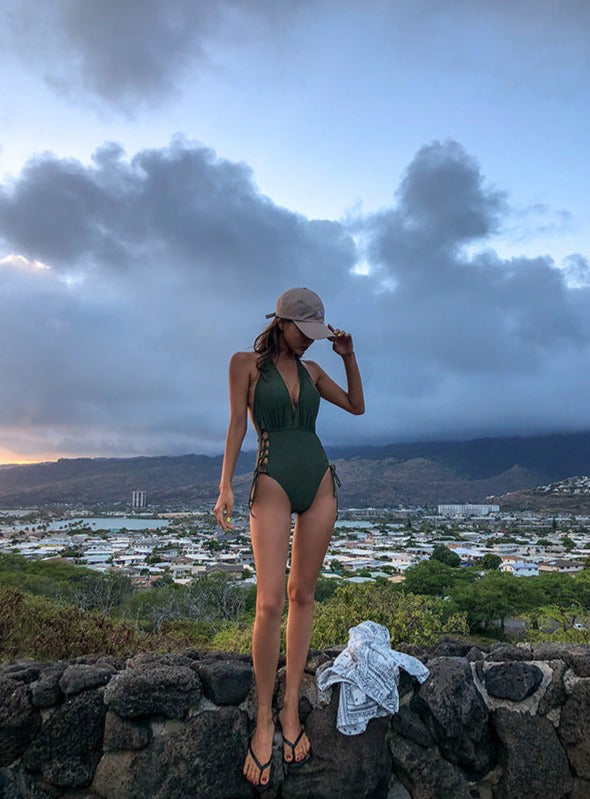 Deep V顯瘦露背修腰連身Swimsuit泳衣