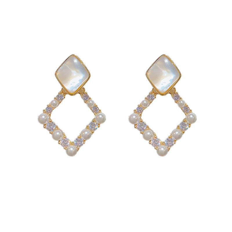 Diva (3.2*2.1cm)