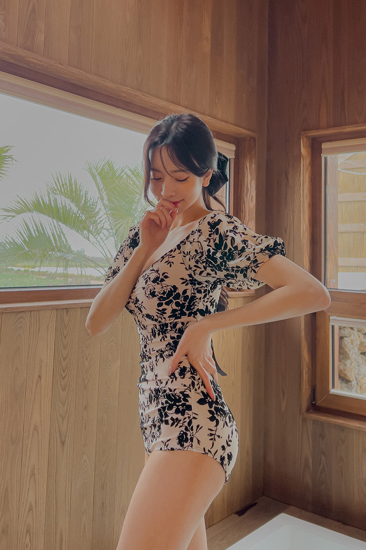 碎花顯瘦遮手臂美背連身Swimsuit泳衣