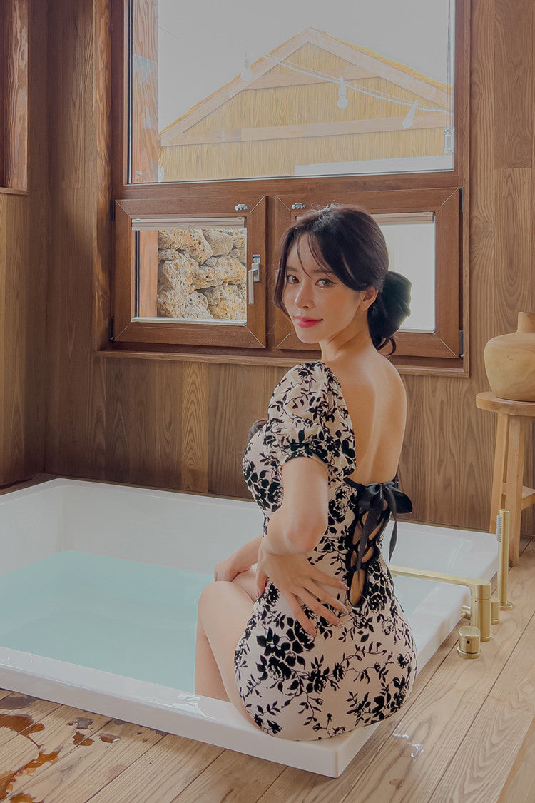 碎花顯瘦遮手臂美背連身Swimsuit泳衣
